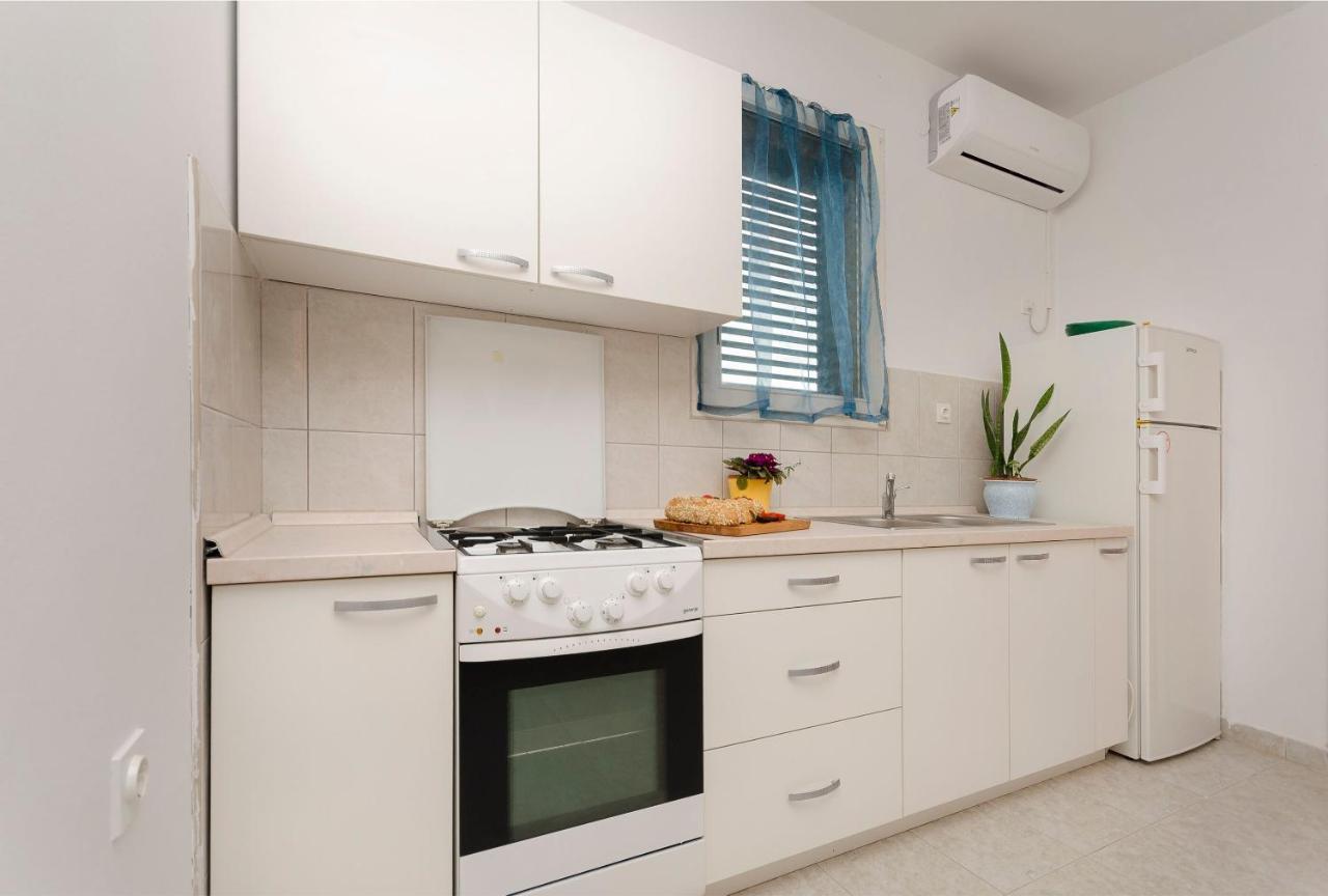 מורטר Apartments Ivana מראה חיצוני תמונה